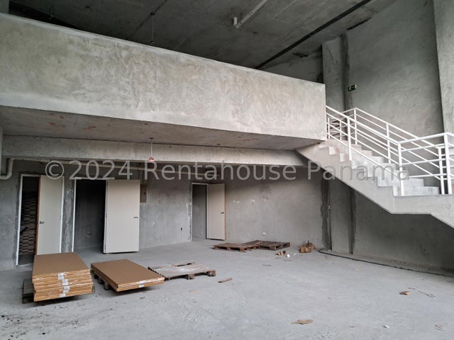 Exclusive Commercial Property